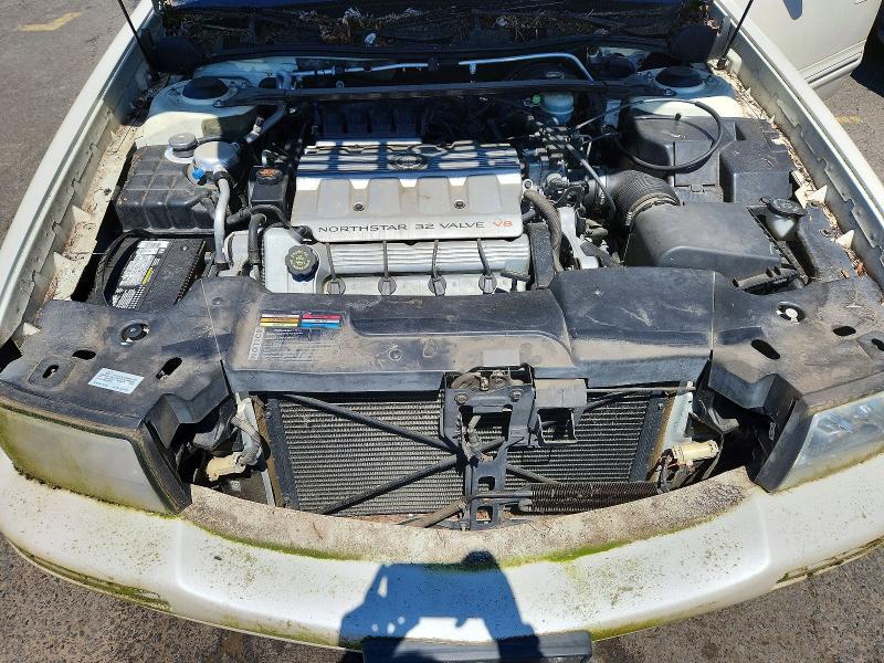 1998 Cadillac Deville მანქანა იყიდება აუქციონზე, vin: 1G6KF5493WU800518, აუქციონის ნომერი: 55225306
