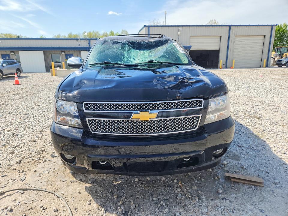 52474606 :رقم المزاد ، 1GNFK16388R277845 vin ، 2008 Chevrolet Suburban مزاد بيع
