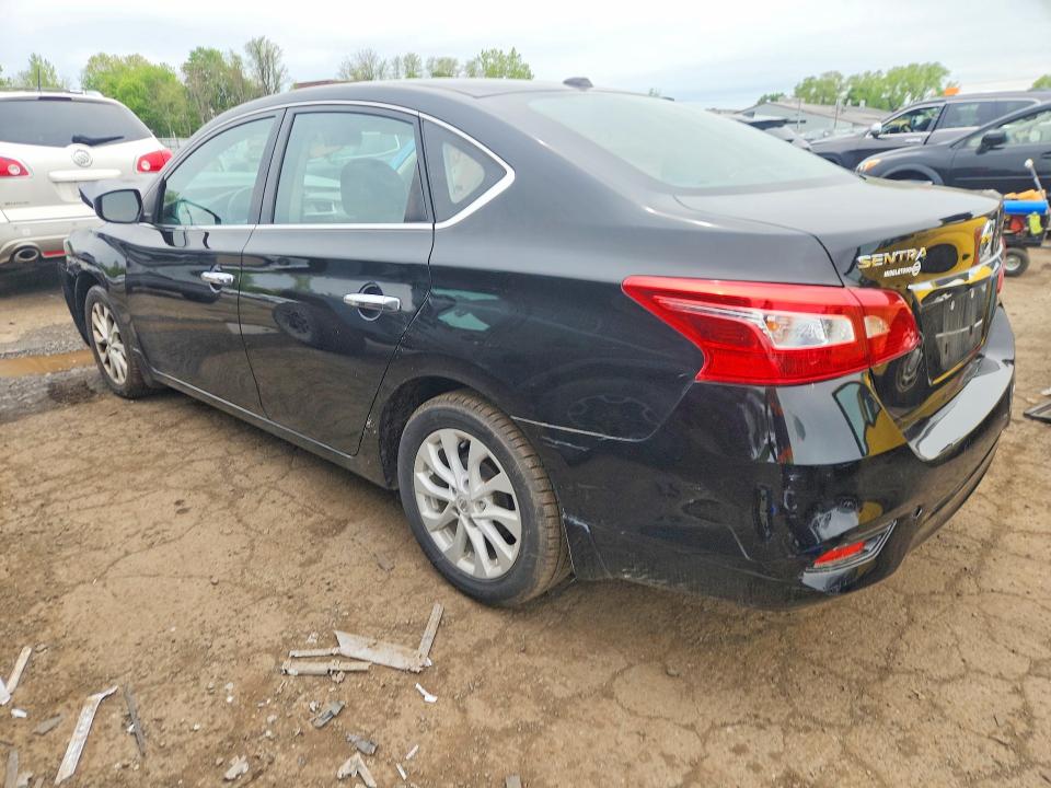 53233366 :رقم المزاد ، 3N1AB7AP1JY321896 vin ، 2018 Nissan Sentra مزاد بيع