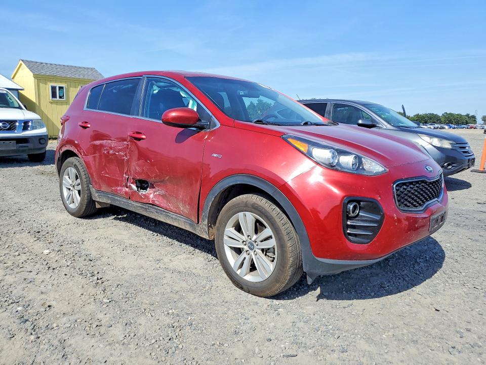 53200586 :رقم المزاد ، KNDPMCACXH7063767 vin ، 2017 Kia Sportage مزاد بيع