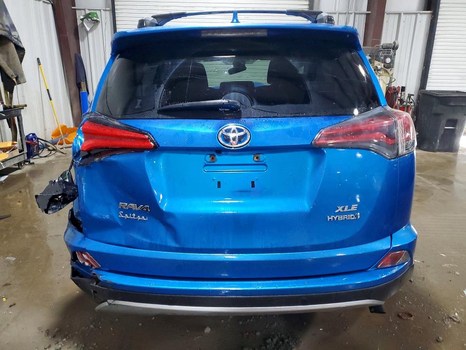 2018 Toyota Rav4 Hybrid მანქანა იყიდება აუქციონზე, vin: JTMRJREVXJD243161, აუქციონის ნომერი: 54221346