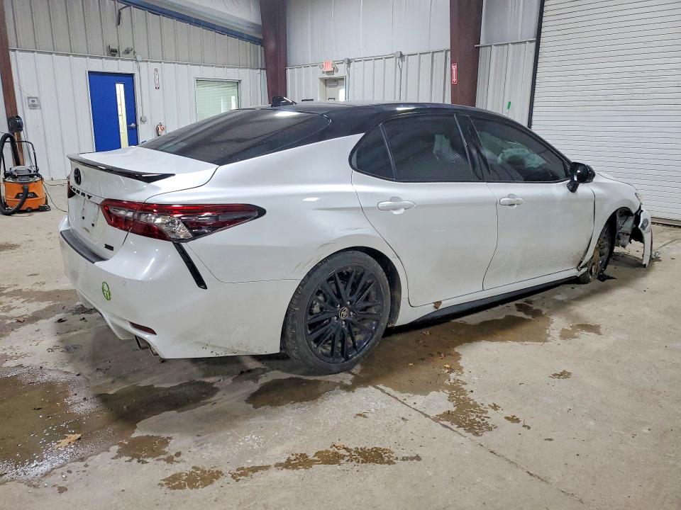55088586 :رقم المزاد ، 4T1KZ1AK9RU096913 vin ، 2024 Toyota Camry مزاد بيع