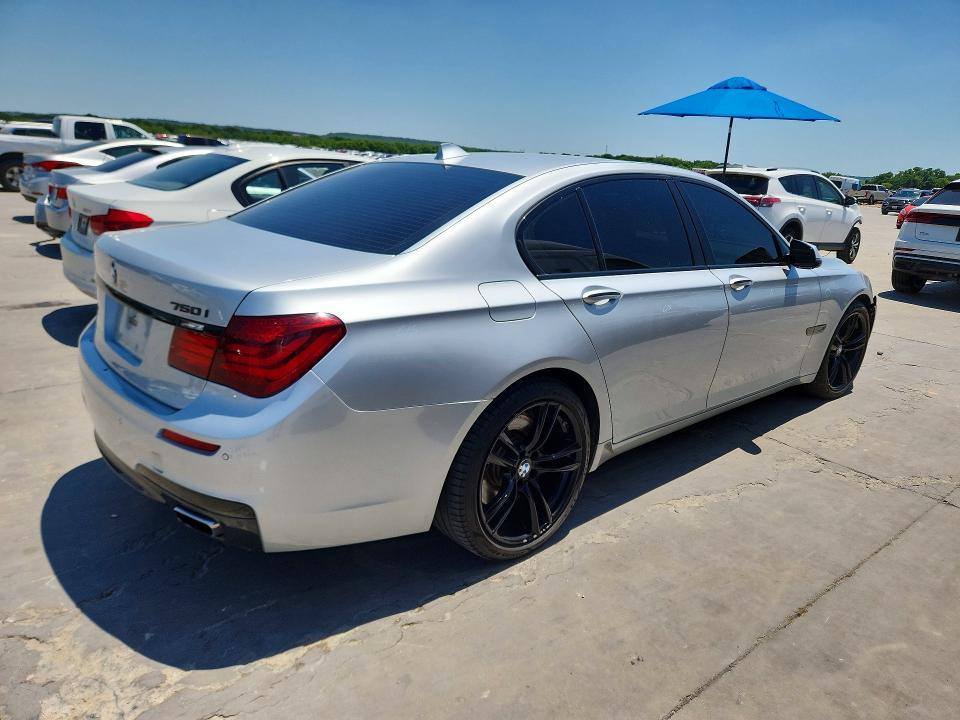 Продажа на аукционе авто 2013 Bmw 750, vin: WBAYA8C50DC996858, номер лота: 52885416