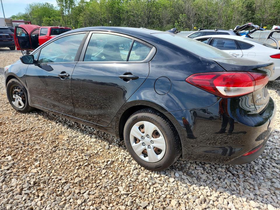 52391696 :رقم المزاد ، 3KPFL4A77HE045363 vin ، 2017 Kia Forte مزاد بيع