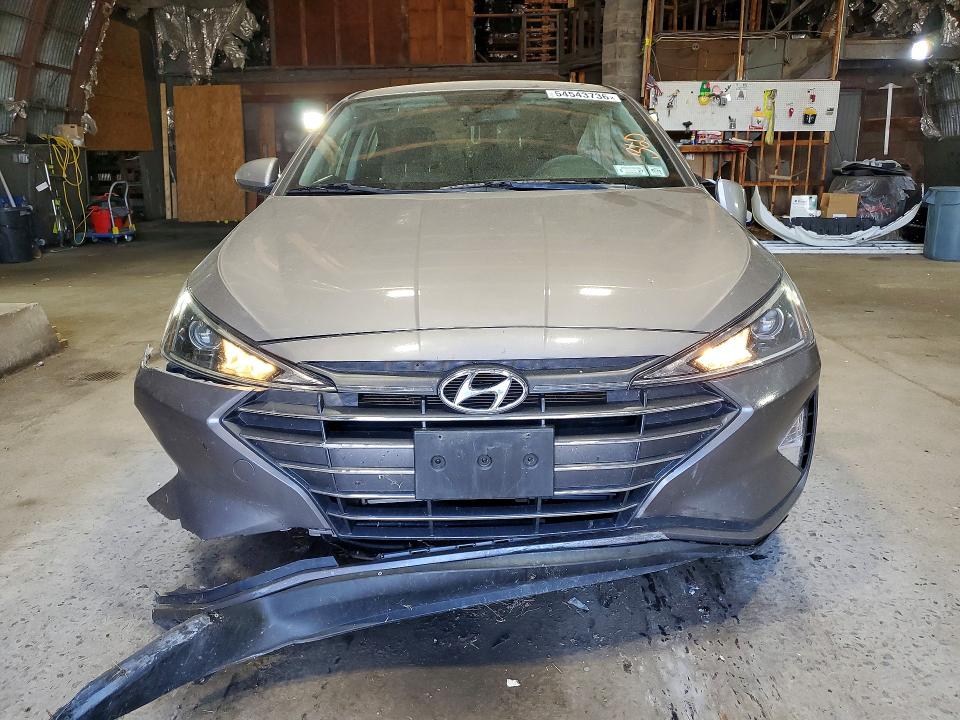 2020 Hyundai Elantra მანქანა იყიდება აუქციონზე, vin: KMHD74LF5LU968673, აუქციონის ნომერი: 54543736