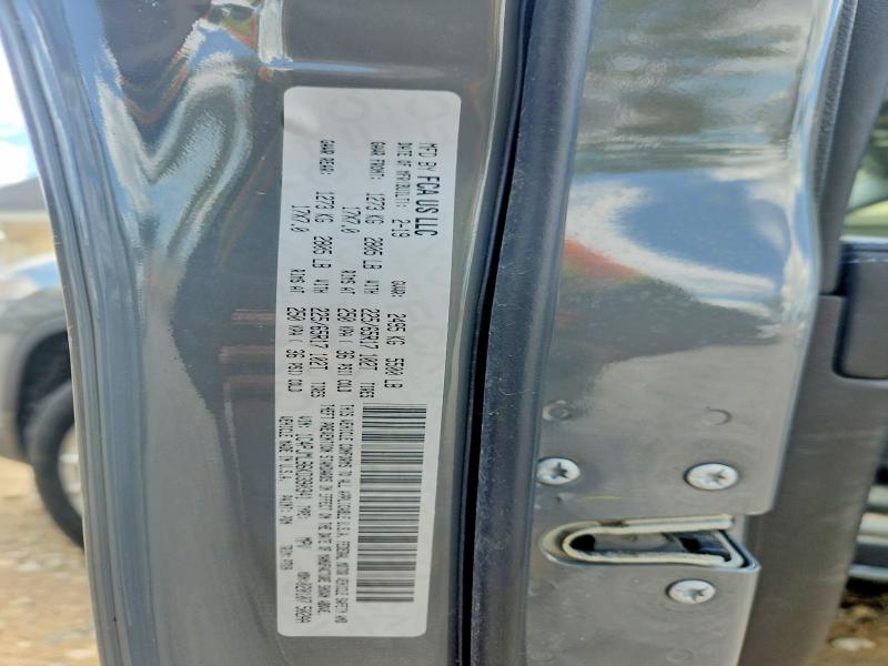 52646786 :رقم المزاد ، 1C4PJMLB6KD390341 vin ، 2019 Jeep Cherokee مزاد بيع