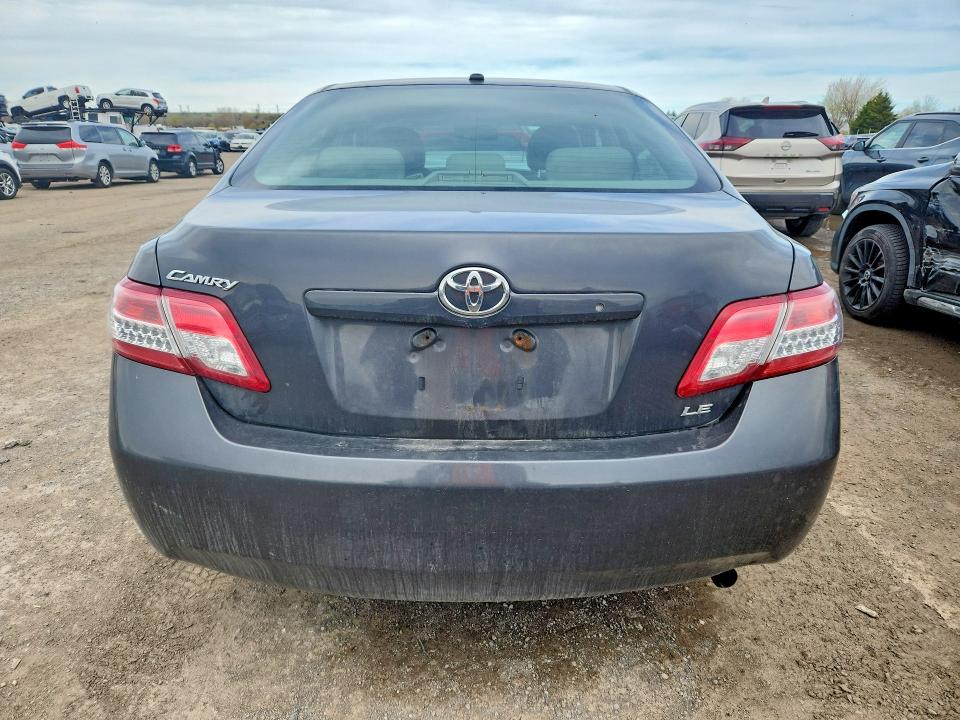 50991446 :رقم المزاد ، 4T1BF3EK4BU207145 vin ، 2011 Toyota Camry مزاد بيع