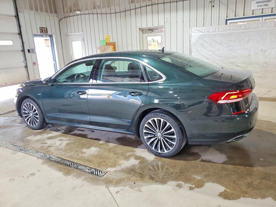 Продажа на аукционе авто 2022 Volkswagen Passat, vin: 1VWBA7A34NC003736, номер лота: 53433766