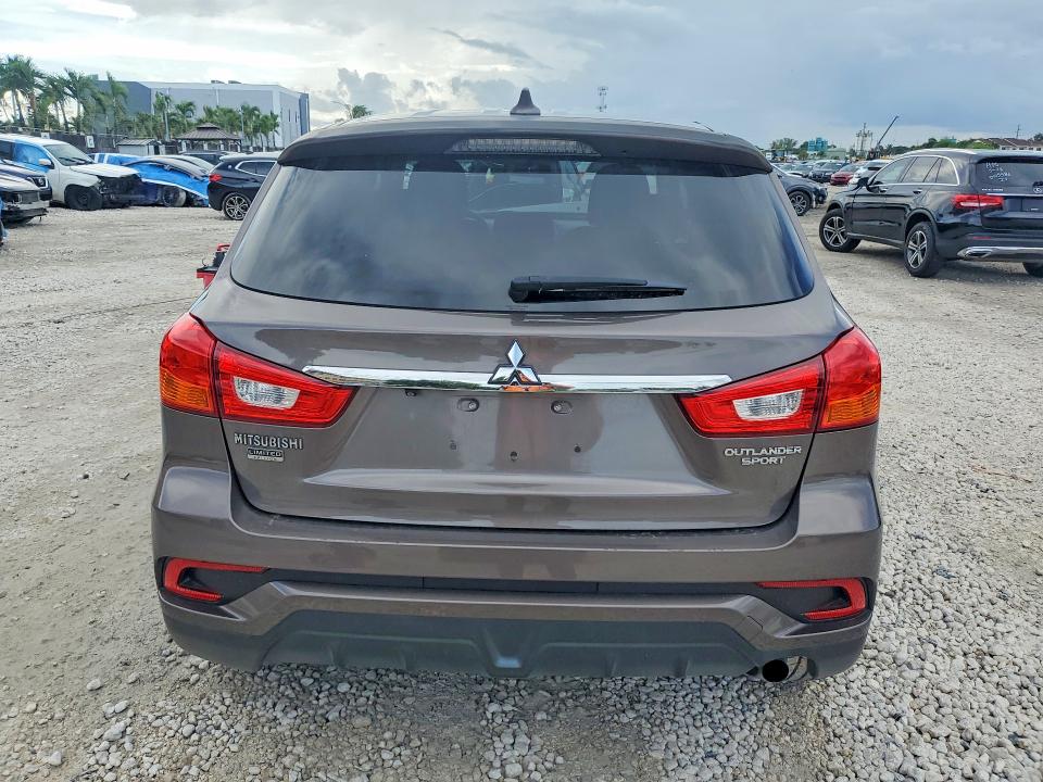 Продажа на аукционе авто 2018 Mitsubishi Outlander Sport, vin: JA4AP3AU9JU007956, номер лота: 54229716