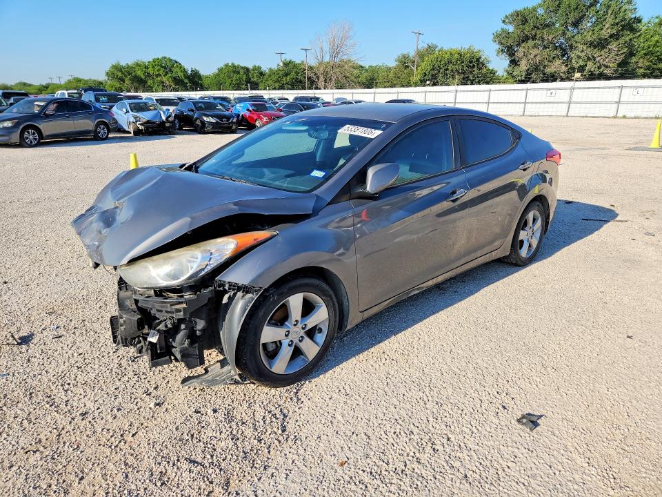 53381806 :رقم المزاد ، 5NPDH4AE5DH420826 vin ، 2013 Hyundai Elantra مزاد بيع