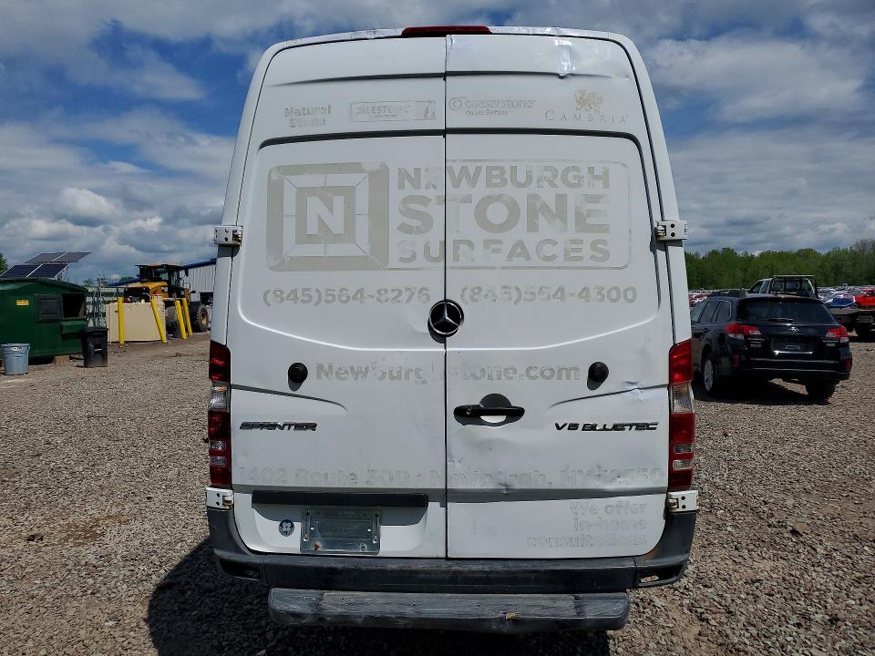 2015 Mercedes Benz Sprinter მანქანა იყიდება აუქციონზე, vin: WD3PF4CC2FP135646, აუქციონის ნომერი: 54324126