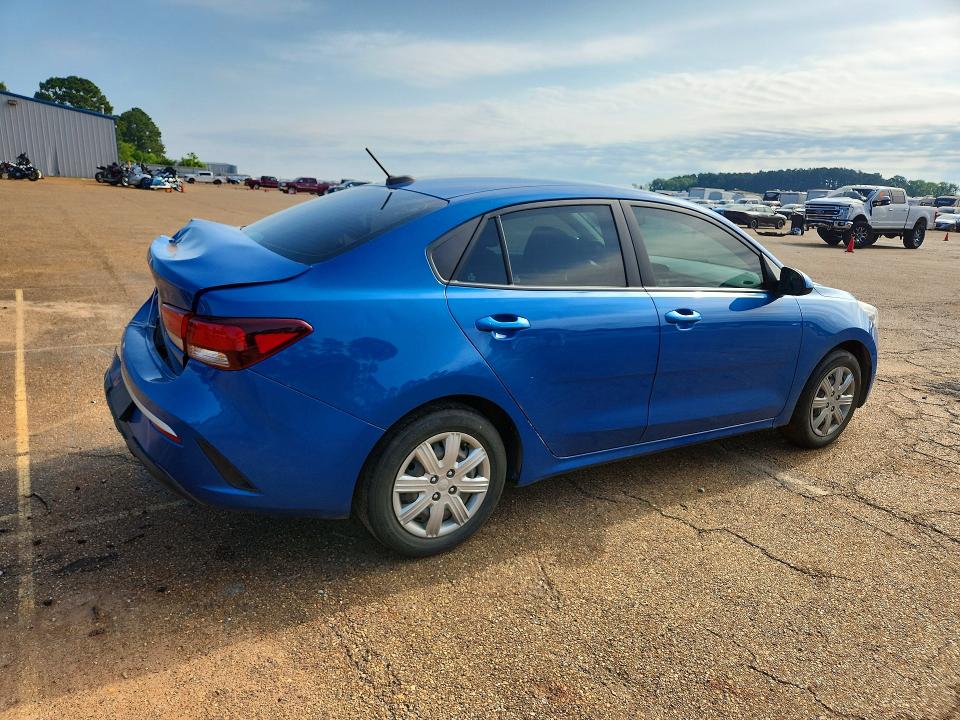 55165656 :رقم المزاد ، 3KPA24AD1NE431193 vin ، 2022 Kia Rio مزاد بيع
