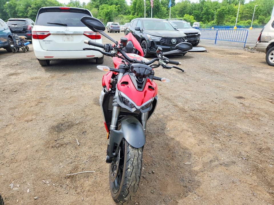 Продаж на аукціоні авто 2023 Ducati Streetfighter, vin: ZDMFAKYW1PB005397, номер лоту: 55206916