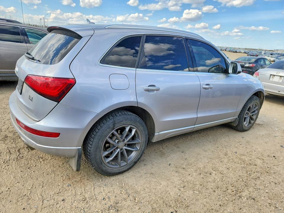2015 Audi Q5 მანქანა იყიდება აუქციონზე, vin: WA1LFCFP1FA100140, აუქციონის ნომერი: 50625256
