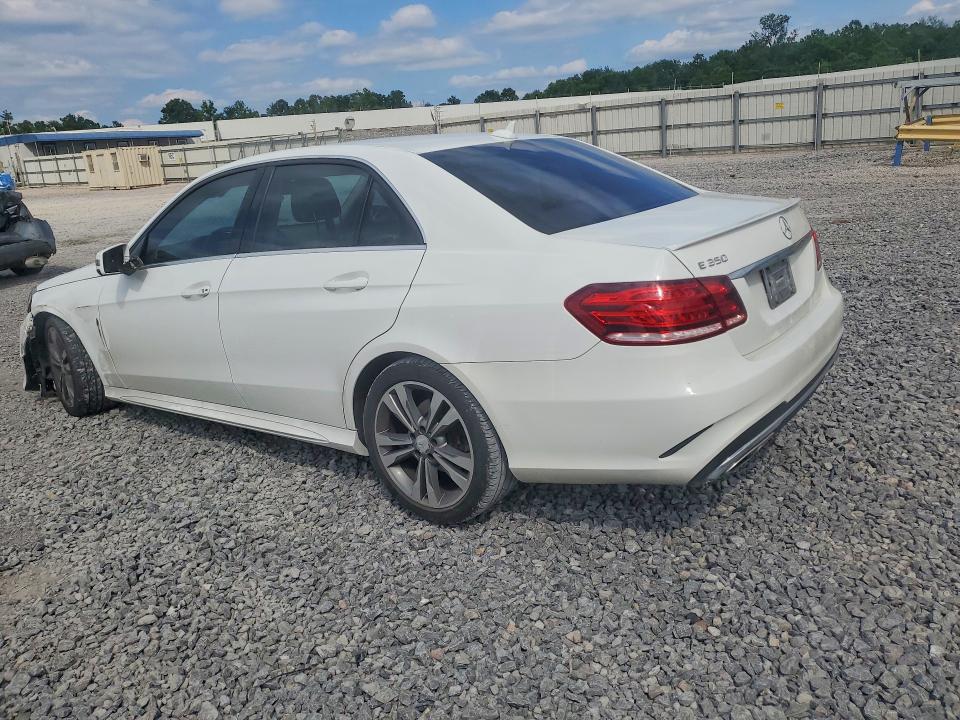 53343446 :رقم المزاد ، WDDHF5KB3FB098537 vin ، 2015 Mercedes-benz E مزاد بيع