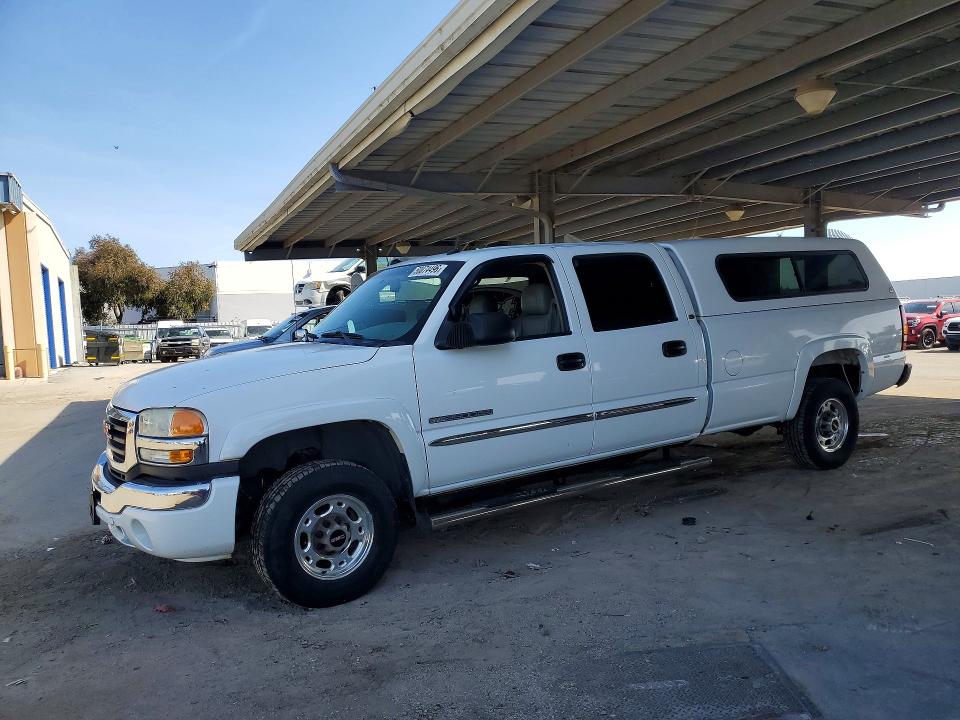 Auction sale of the 2005 Gmc Sierra, vin: 1GTHC23UX5F838609, lot number: 50074496