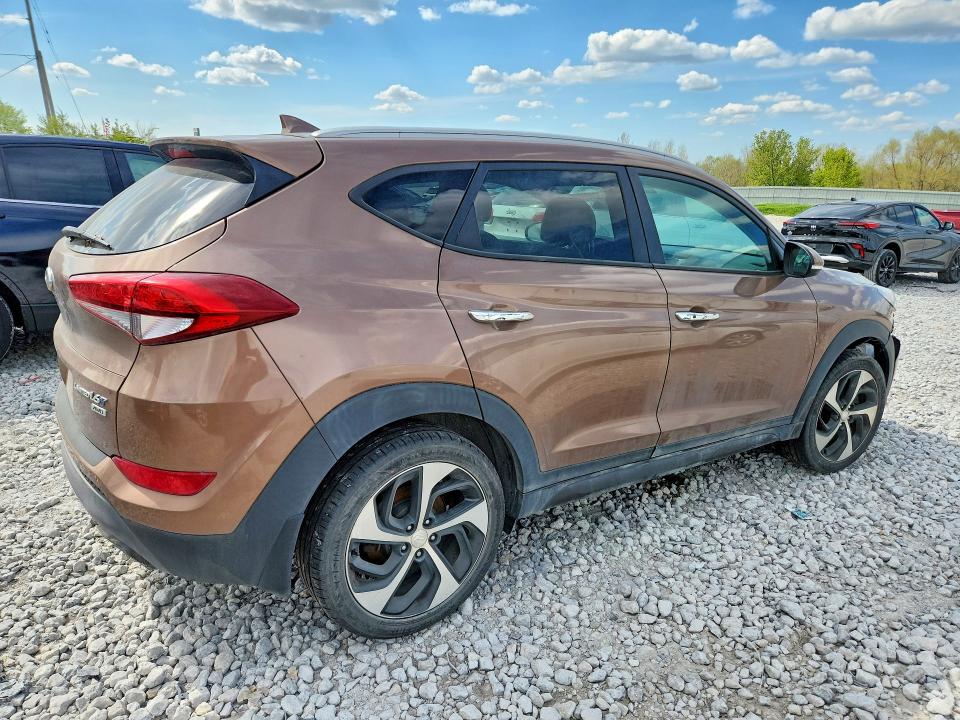 52435006 :رقم المزاد ، KM8J3CA20GU122305 vin ، 2016 Hyundai Tucson مزاد بيع