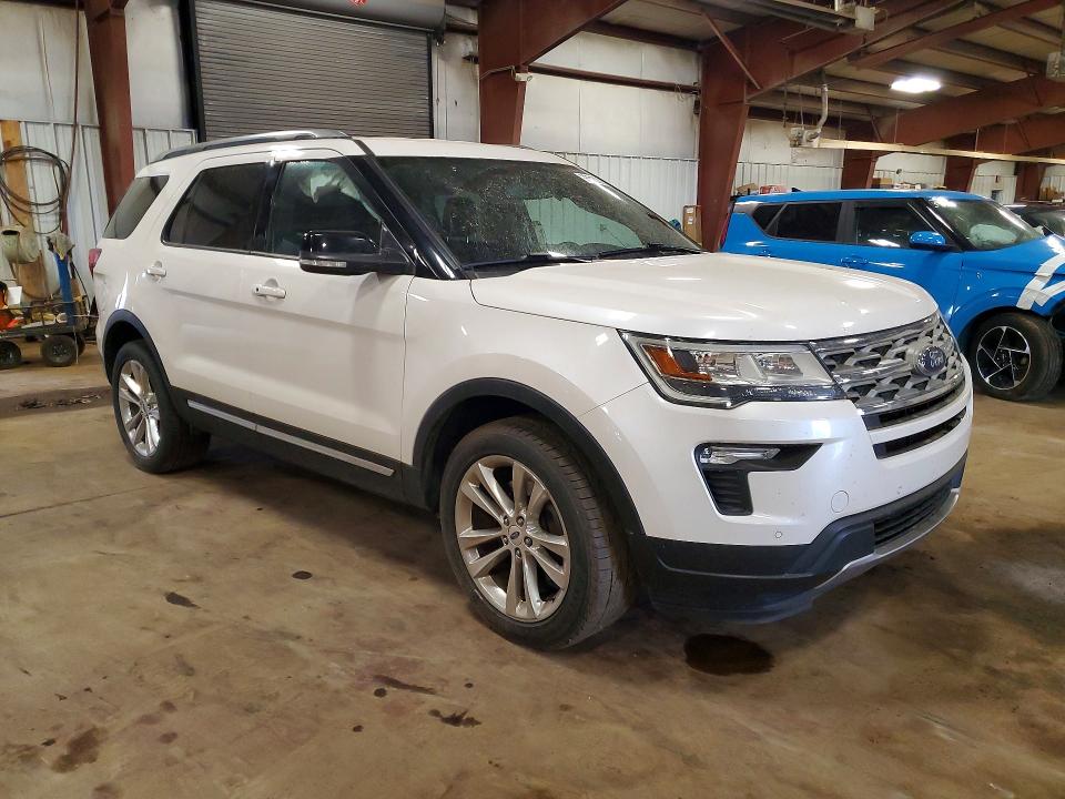 53133906 :رقم المزاد ، 1FM5K8D88JGA86225 vin ، 2018 Ford Explorer مزاد بيع