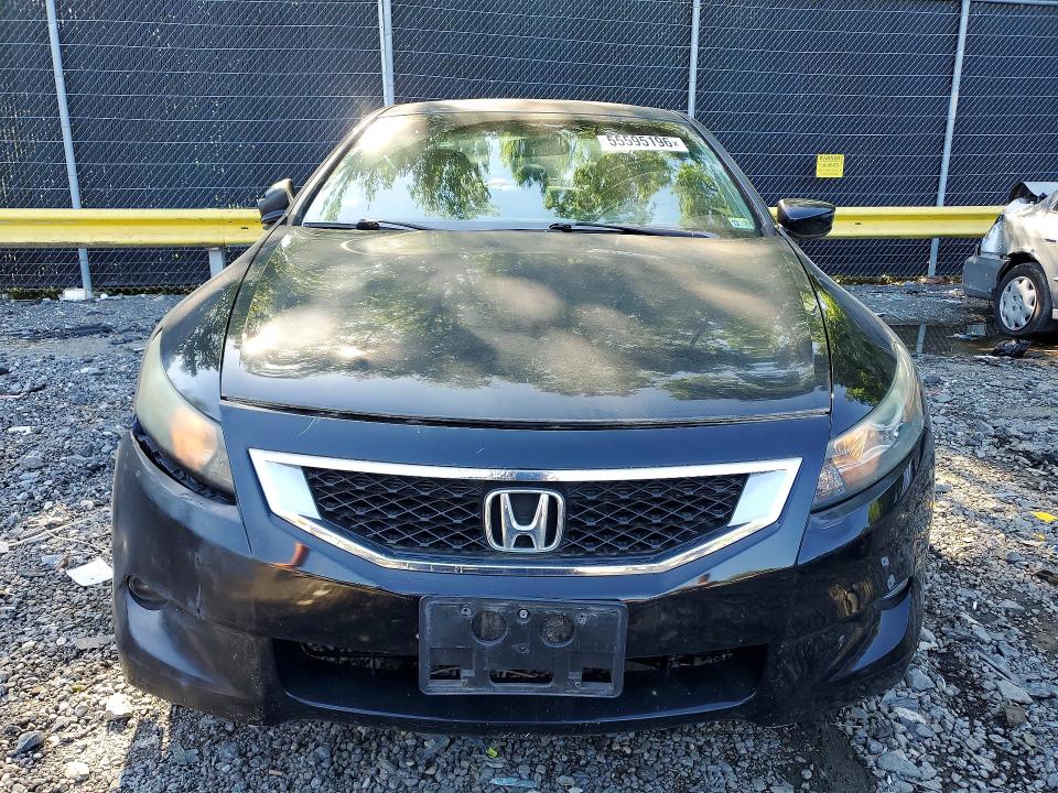 55595196 :رقم المزاد ، 1HGCS22859A000817 vin ، 2009 Honda Accord مزاد بيع