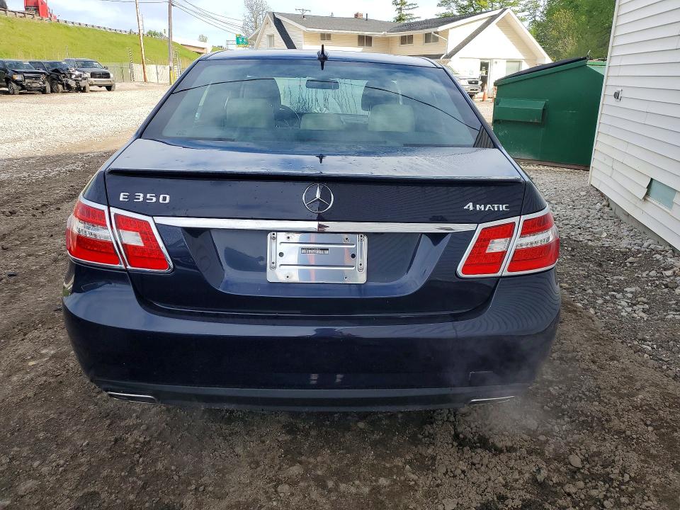 Aukcja sprzedaży 2010 Mercedes-benz E, vin: WDDHF8HB9AA087016, numer aukcji: 53702626