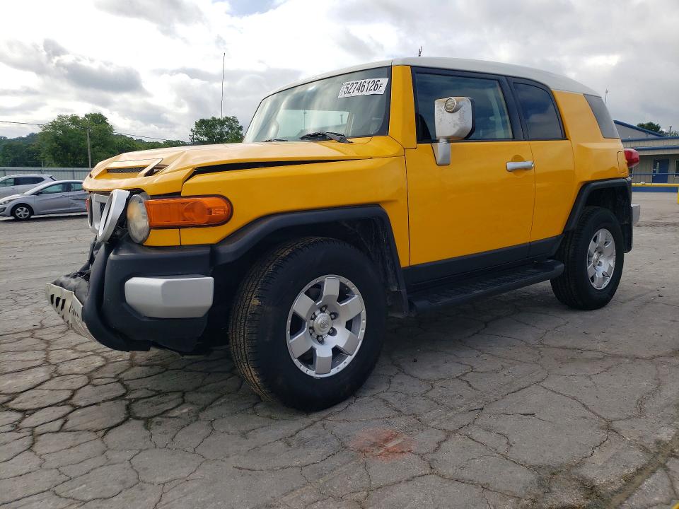 52746126 :رقم المزاد ، JTEBU11F48K012590 vin ، 2008 Toyota Fj Cruiser مزاد بيع