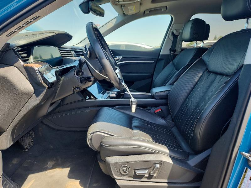 Продажа на аукционе авто 2019 Audi E-tron, vin: WA1VABGE0KB016507, номер лота: 52081146
