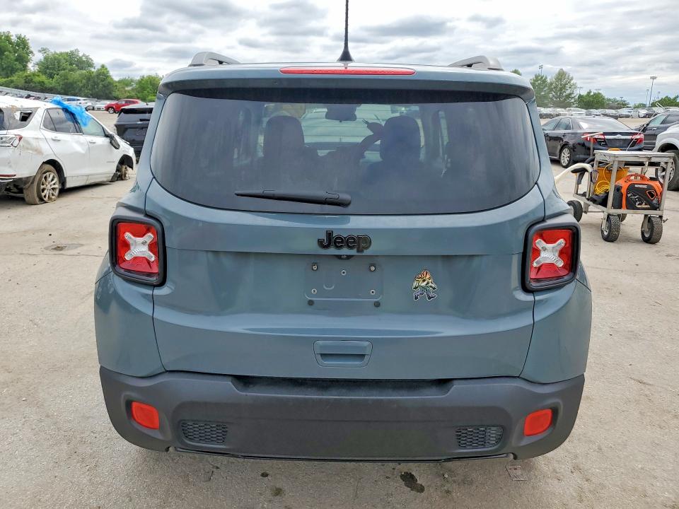 Продаж на аукціоні авто 2018 Jeep Renegade, vin: ZACCJABB1JPH62845, номер лоту: 53990936