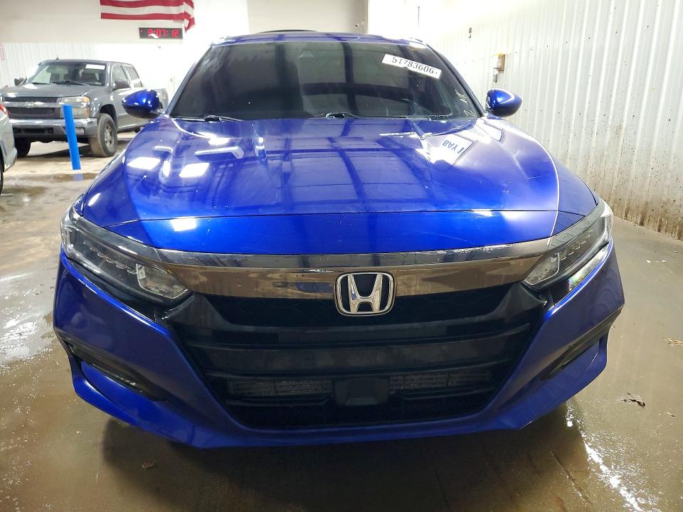 Продаж на аукціоні авто 2019 Honda Accord, vin: 1HGCV1F39KA164495, номер лоту: 51783606