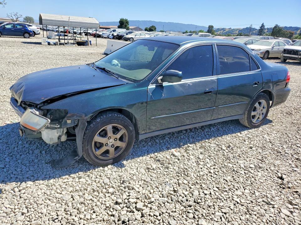 53816316 :رقم المزاد ، JHMCG6697YC025441 vin ، 2000 Honda Accord مزاد بيع