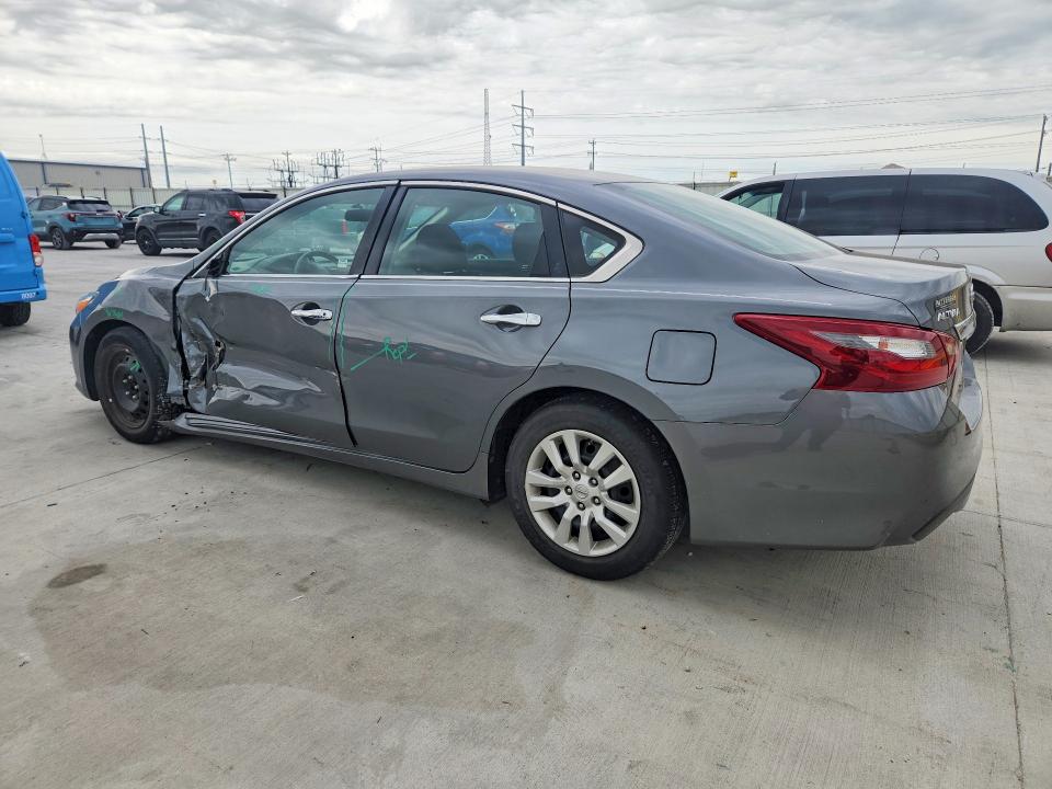 Продаж на аукціоні авто 2018 Nissan Altima, vin: 1N4AL3AP1JC255691, номер лоту: 52679386