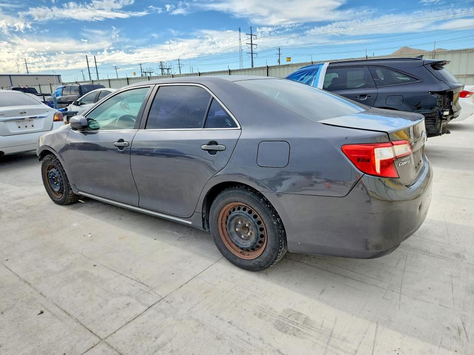 53099316 :رقم المزاد ، 4T1BF1FK9EU341317 vin ، 2014 Toyota Camry مزاد بيع