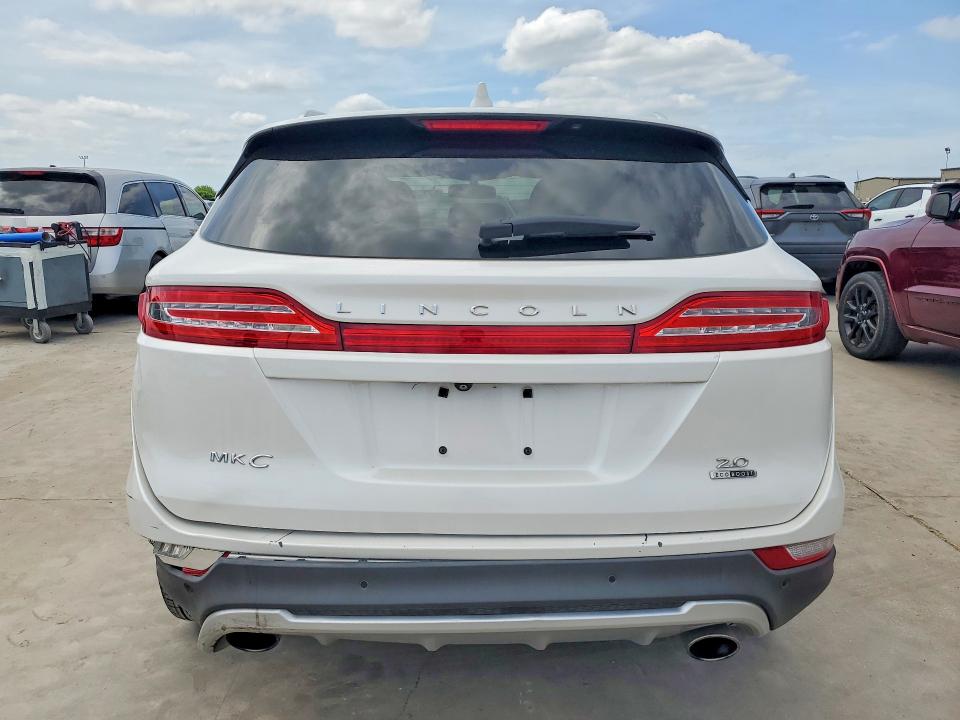 Продаж на аукціоні авто 2015 Lincoln Townhouse Mkc, vin: 5LMCJ1A92FUJ23791, номер лоту: 52205886