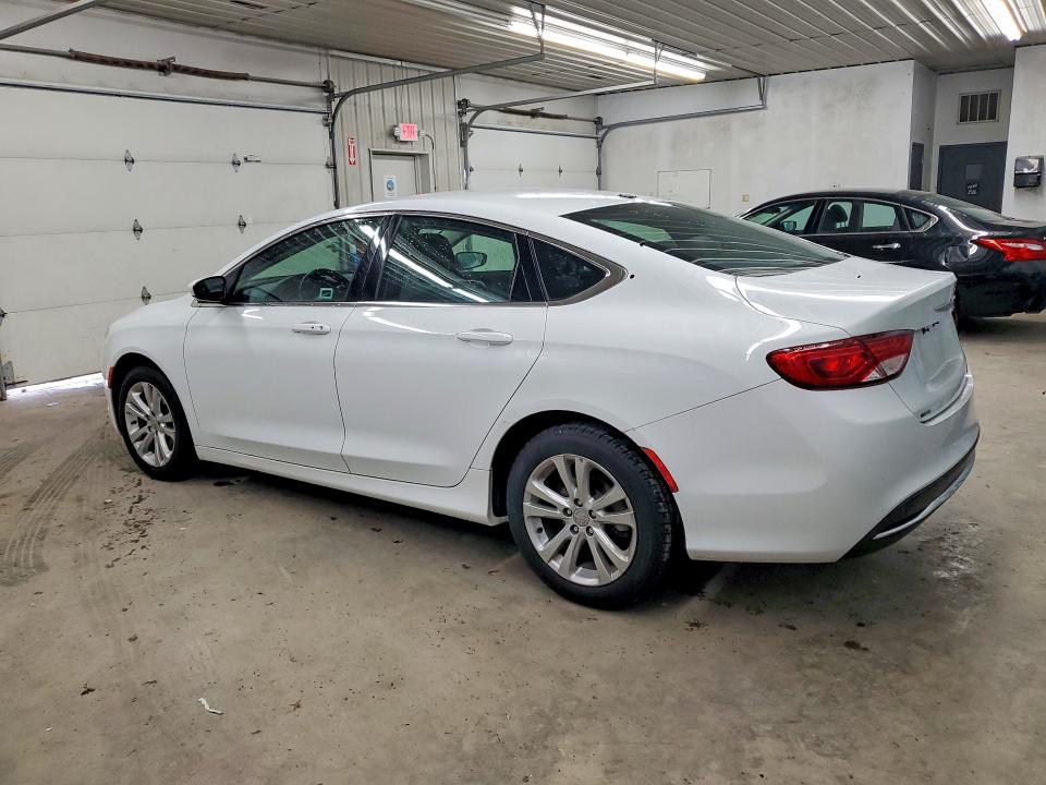 52225686 :رقم المزاد ، 1C3CCCAB9FN657952 vin ، 2015 Chrysler 200 مزاد بيع