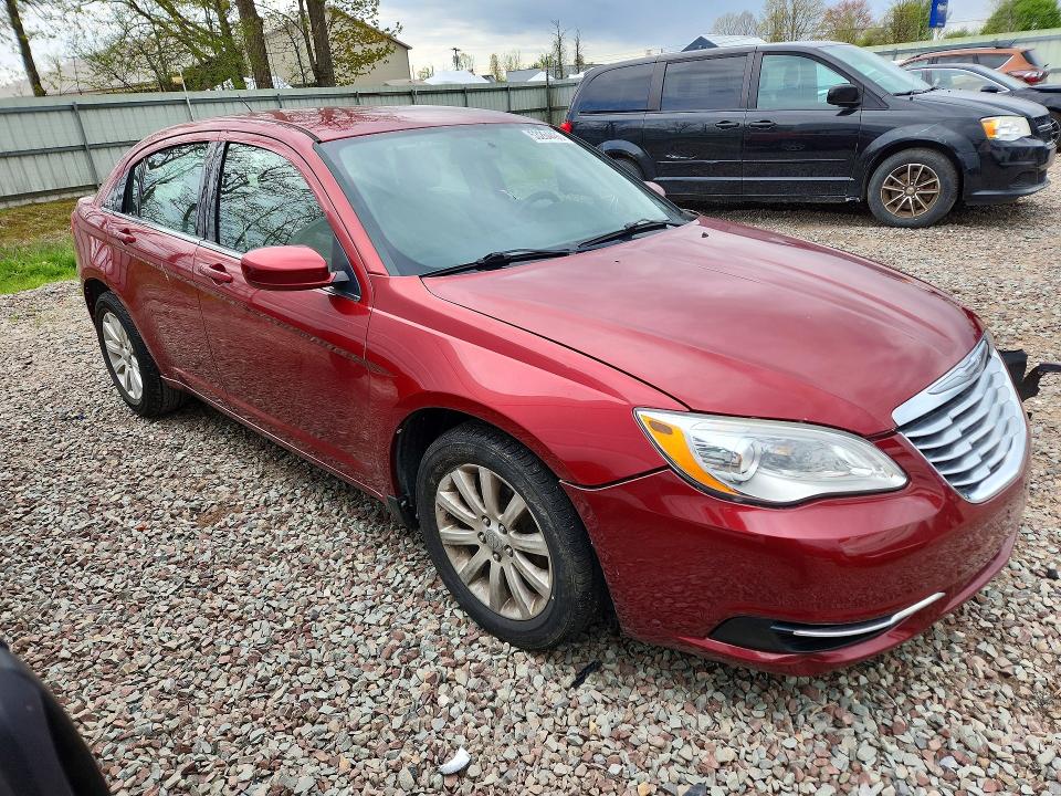 Продажа на аукционе авто 2013 Chrysler 200, vin: 1C3CCBBB3DN765652, номер лота: 53264496
