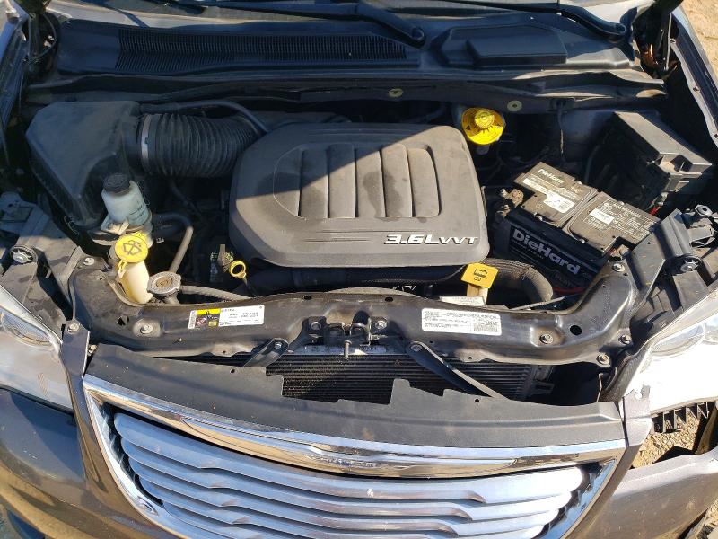 2016 Chrysler Town & Country მანქანა იყიდება აუქციონზე, vin: 2C4RC1BG3GR302624, აუქციონის ნომერი: 54342876