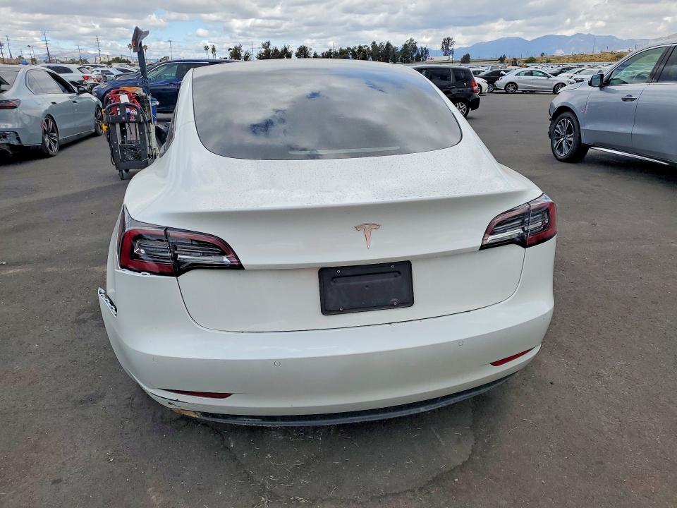 Продаж на аукціоні авто 2021 Tesla Model 3, vin: 5YJ3E1EA0MF073222, номер лоту: 52357706