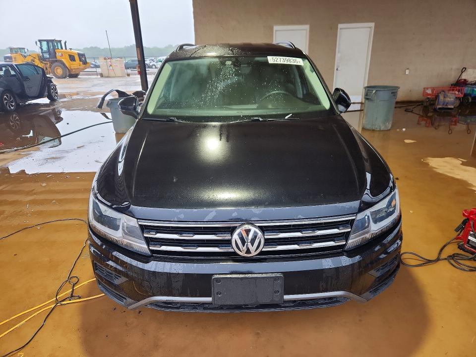 Продажа на аукционе авто 2020 Volkswagen Tiguan, vin: 3VV2B7AX9LM065097, номер лота: 52739836