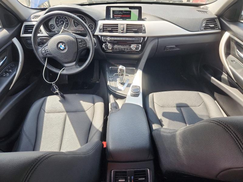 52379226 :رقم المزاد ، WBA8E5G59JNU46393 vin ، 2018 Bmw 320 مزاد بيع