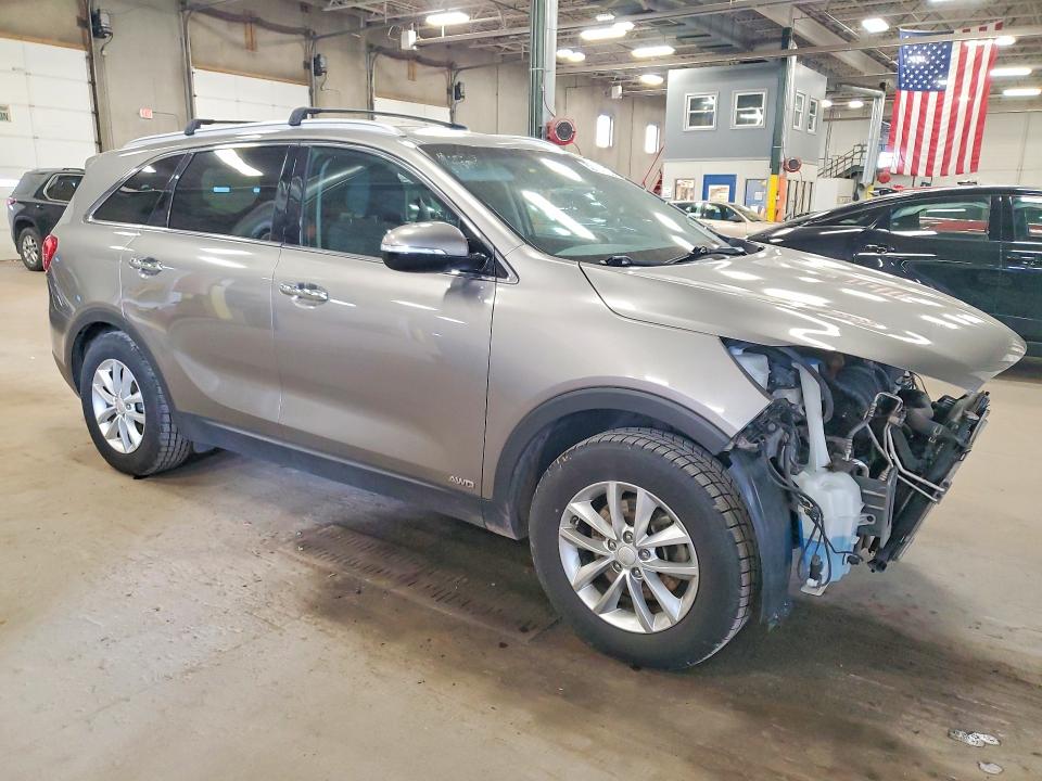 52707096 :رقم المزاد ، 5XYPGDA31JG429010 vin ، 2018 Kia Sorento مزاد بيع