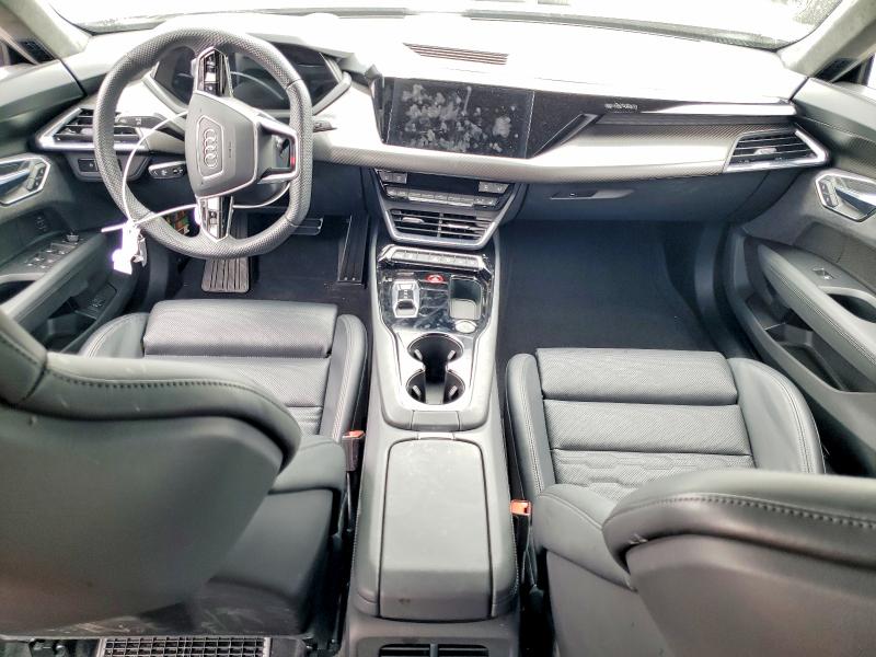 52923846 :رقم المزاد ، WAUBHBFW0R7900522 vin ، 2024 Audi Rs E-tron Gt مزاد بيع