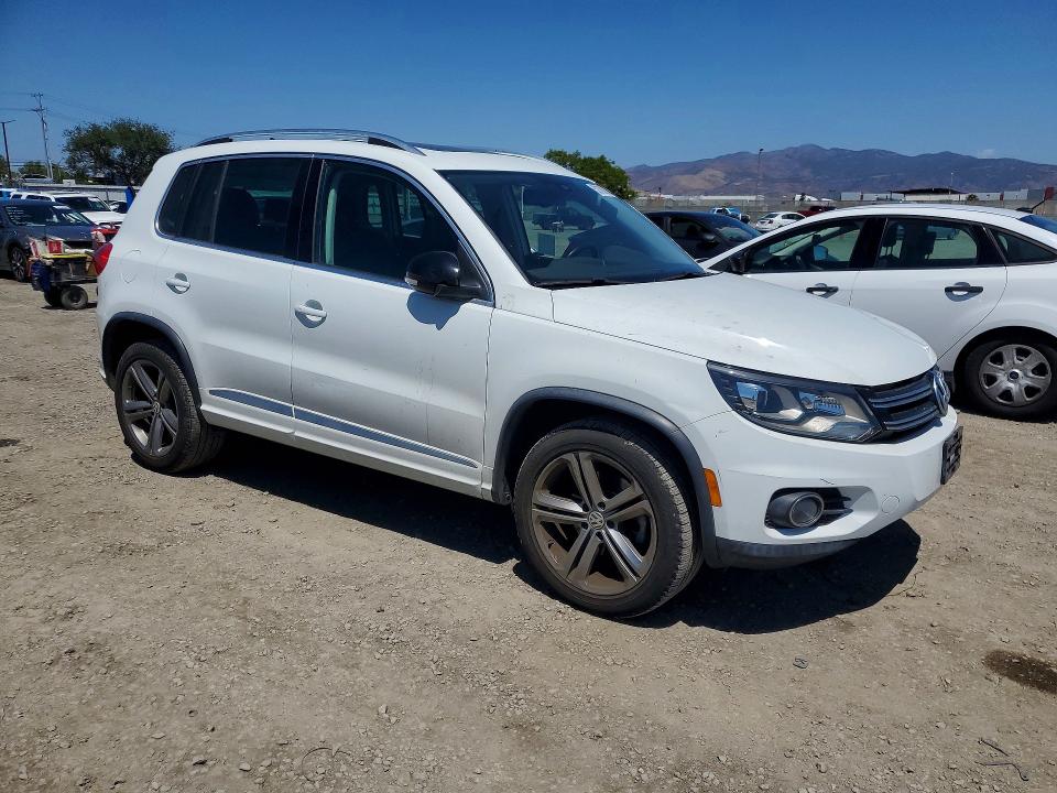 52708286 :رقم المزاد ، WVGTV7AX0HW506645 vin ، 2017 Volkswagen Tiguan مزاد بيع