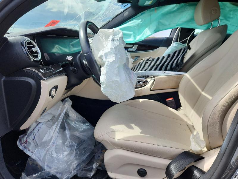 55330836 :رقم المزاد ، WDDZF6JB5LA745310 vin ، 2020 Mercedes-benz E مزاد بيع