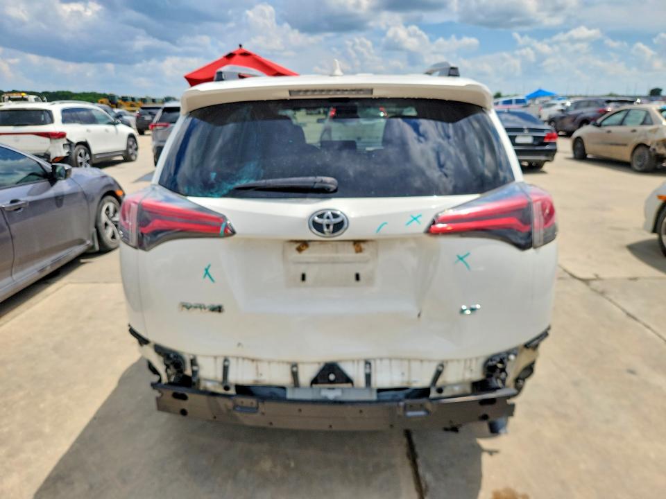 Продаж на аукціоні авто 2018 Toyota Rav4, vin: JTMZFREV8JJ747646, номер лоту: 54506456