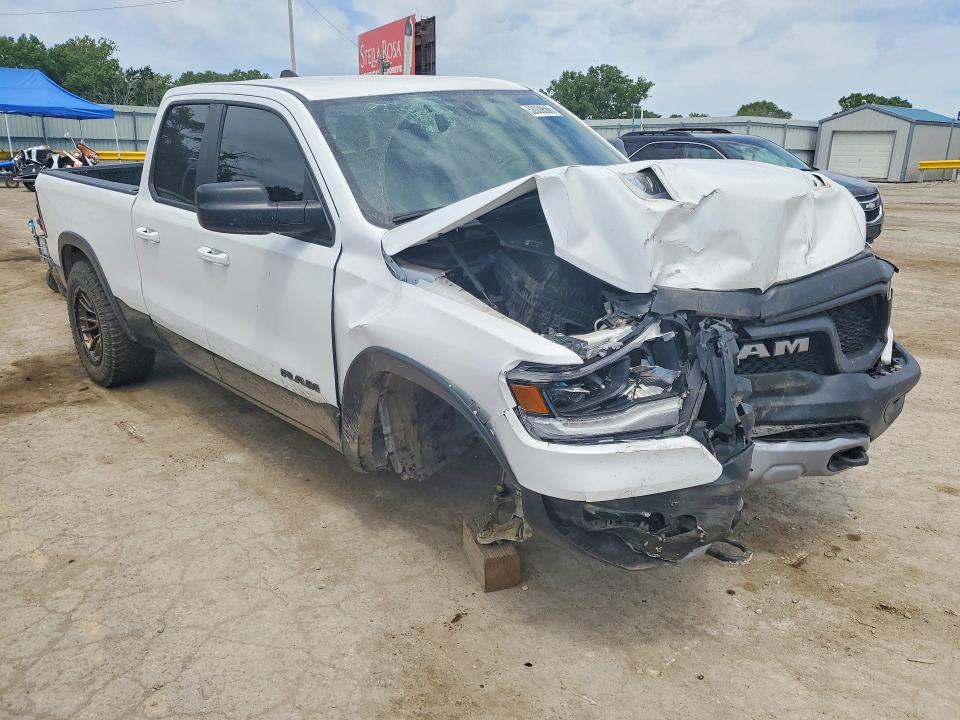 52039566 :رقم المزاد ، 1C6SRFET1KN826356 vin ، 2019 Ram 1500 مزاد بيع