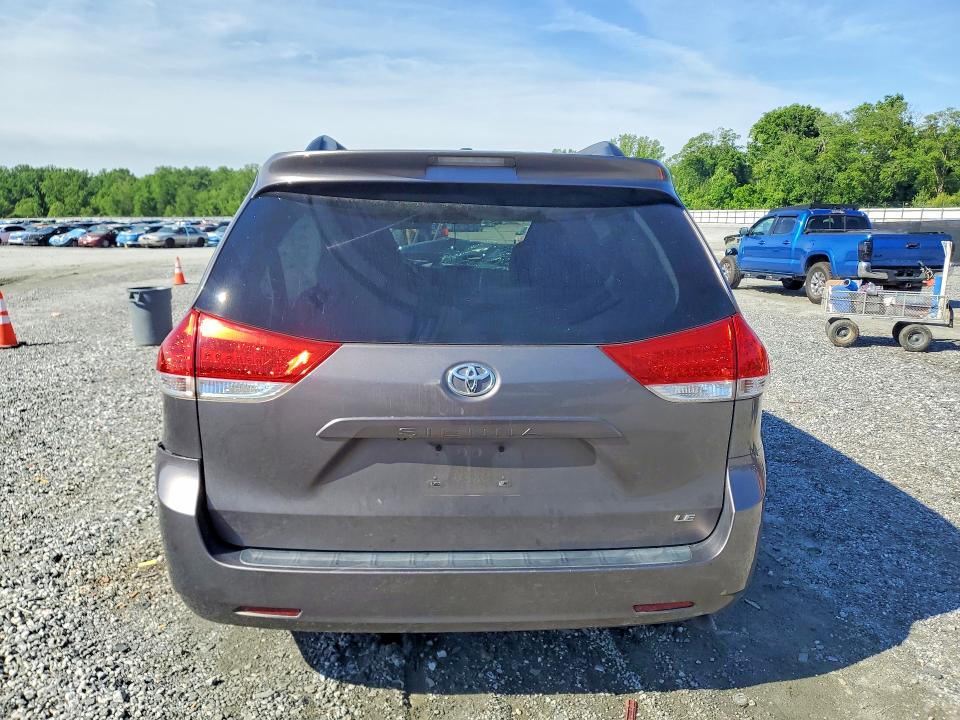 Aukcja sprzedaży 2012 Toyota Sienna, vin: 5TDKK3DC9CS276204, numer aukcji: 52552506