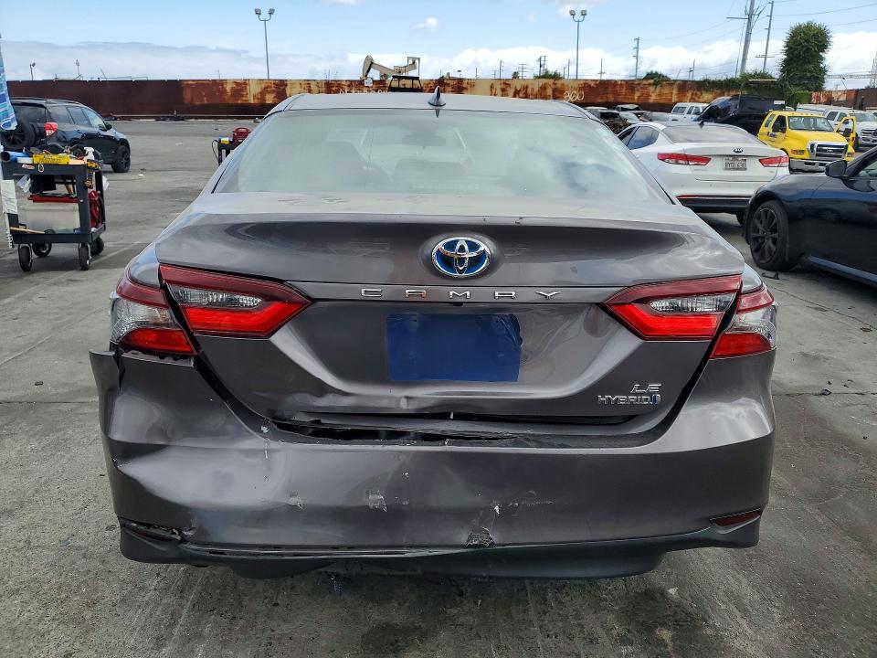 Продажа на аукционе авто 2021 Toyota Camry, vin: 4T1C31AKXMU560399, номер лота: 54484896
