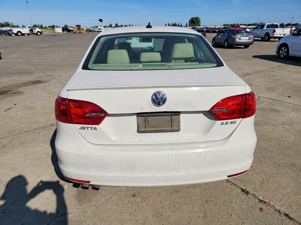 2013 Volkswagen Jetta მანქანა იყიდება აუქციონზე, vin: 3VWDP7AJ5DM201566, აუქციონის ნომერი: 53220996