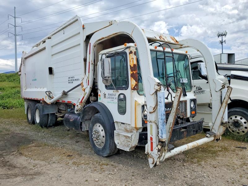 Aukcja sprzedaży 2001 Mack 600, vin: 1M2K185C11M008279, numer aukcji: 52617176