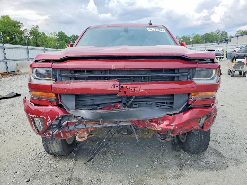 54027906 :رقم المزاد ، 3GCUKRECXJG580972 vin ، 2018 Chevrolet Silverado مزاد بيع
