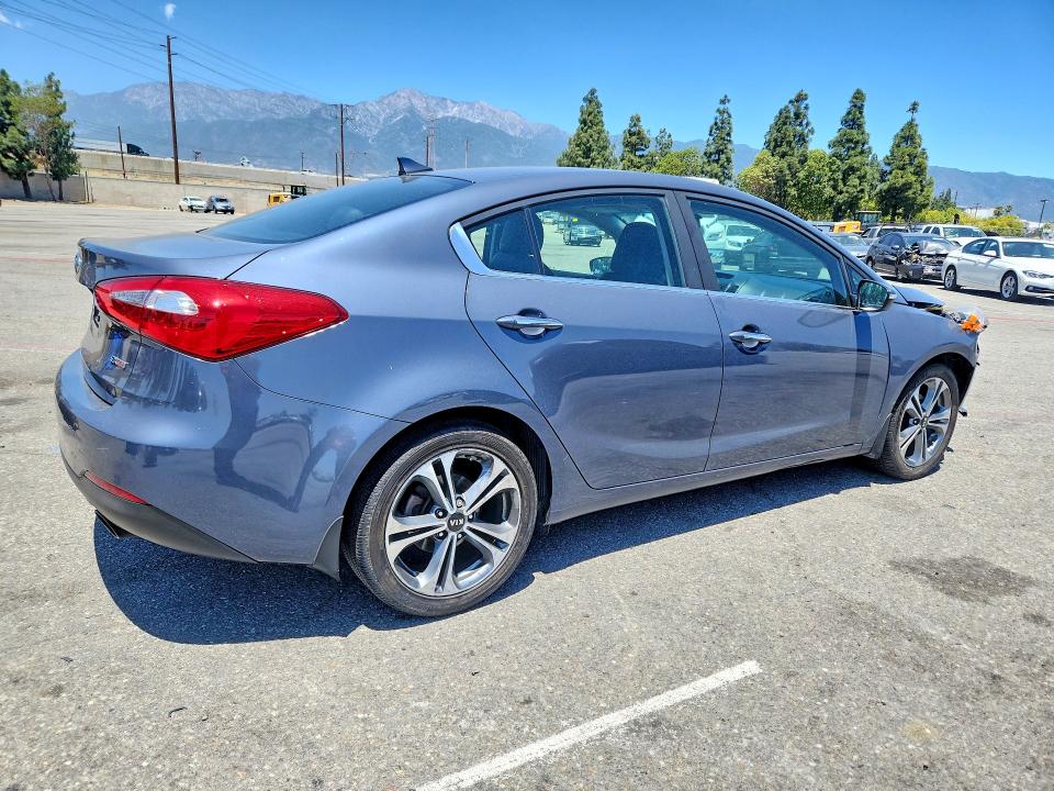 52206386 :رقم المزاد ، KNAFZ4A82G5574315 vin ، 2016 Kia Forte مزاد بيع
